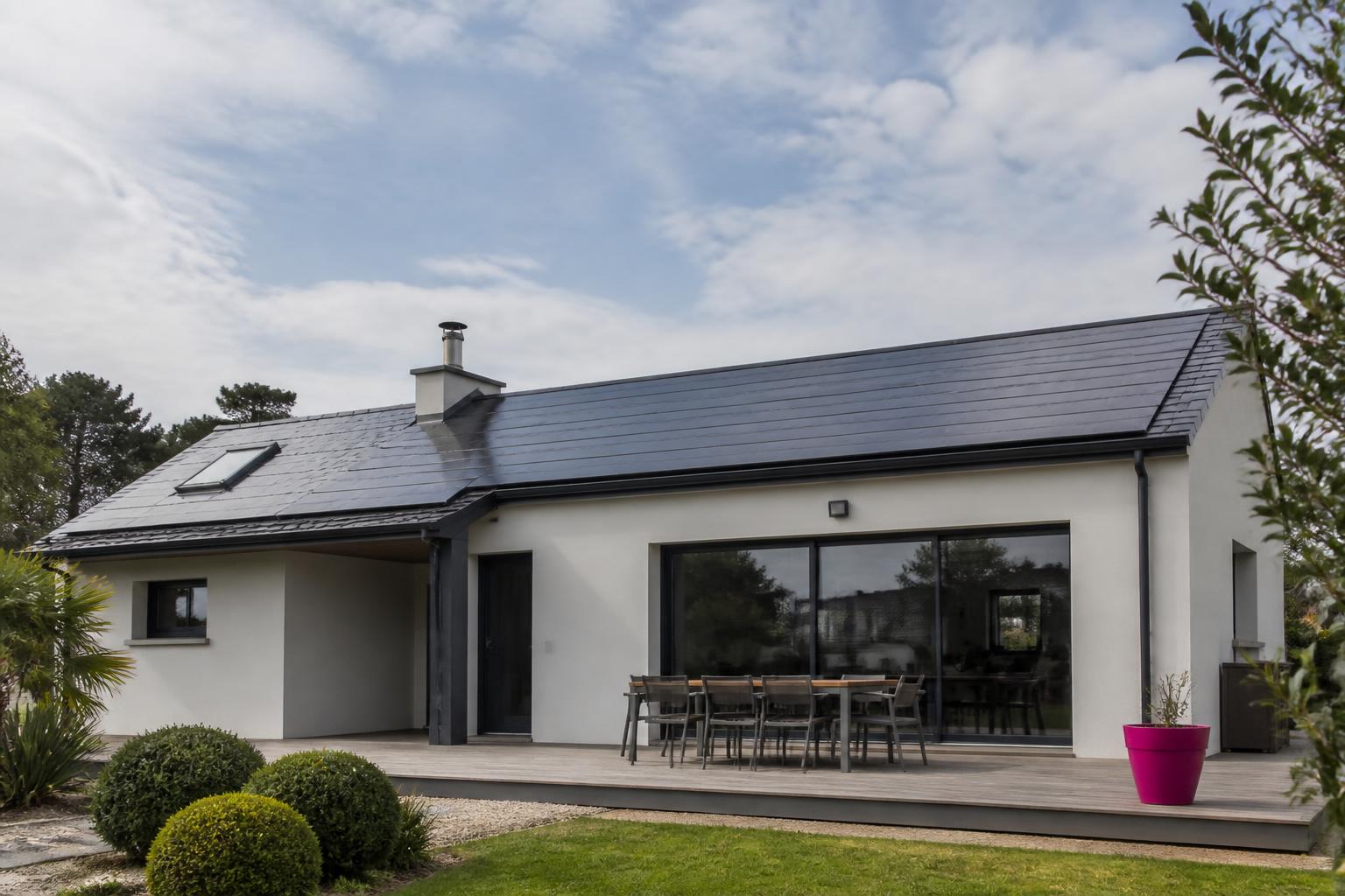 découvrez tout sur la toiture solaire tesla en france : prix, fonctionnement, et les meilleures alternatives pour une énergie renouvelable efficace et esthétique.