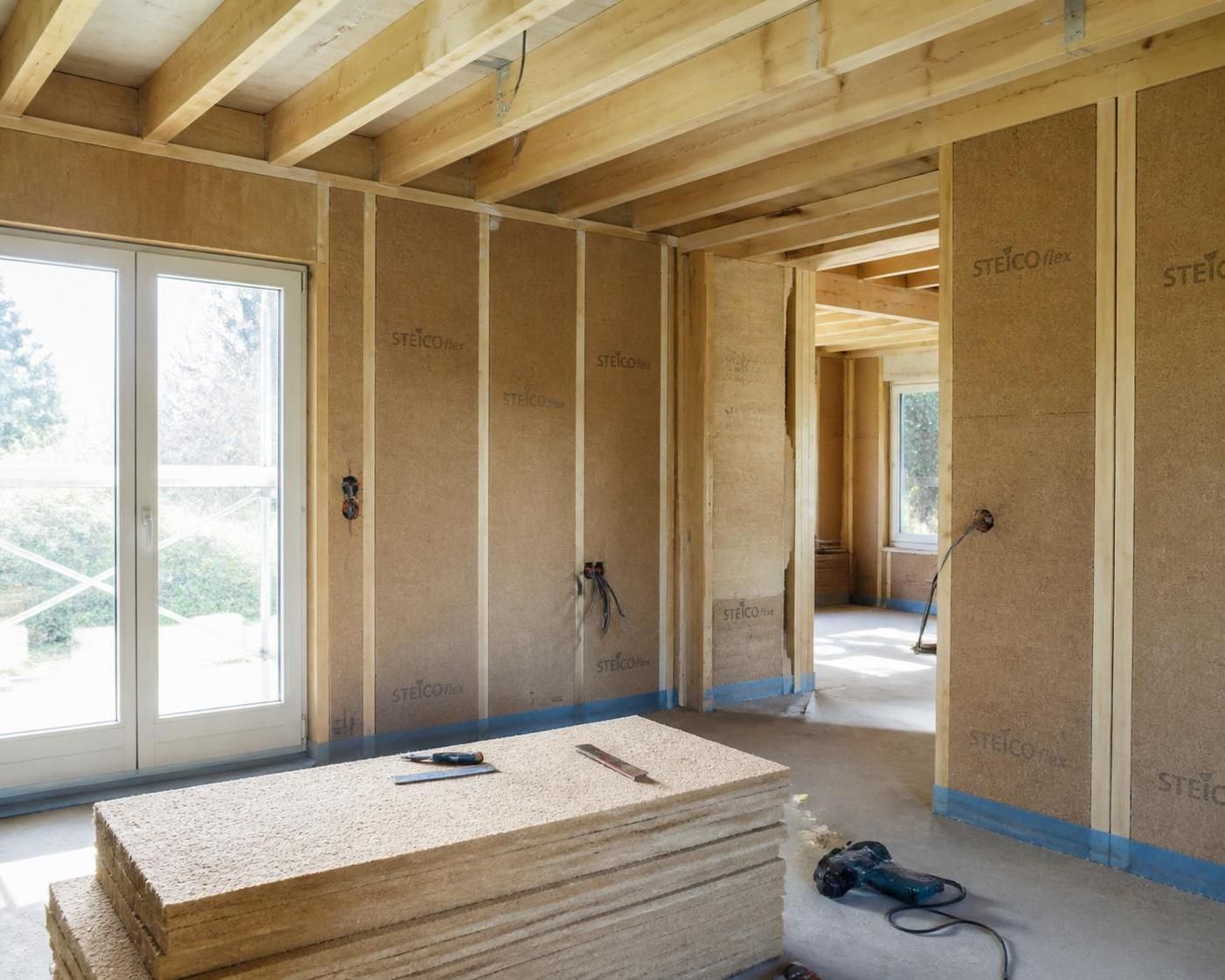découvrez comment isoler efficacement votre maison avec de la laine de bois, en combinant performance thermique et maîtrise des coûts pour un confort optimal et un impact environnemental réduit.