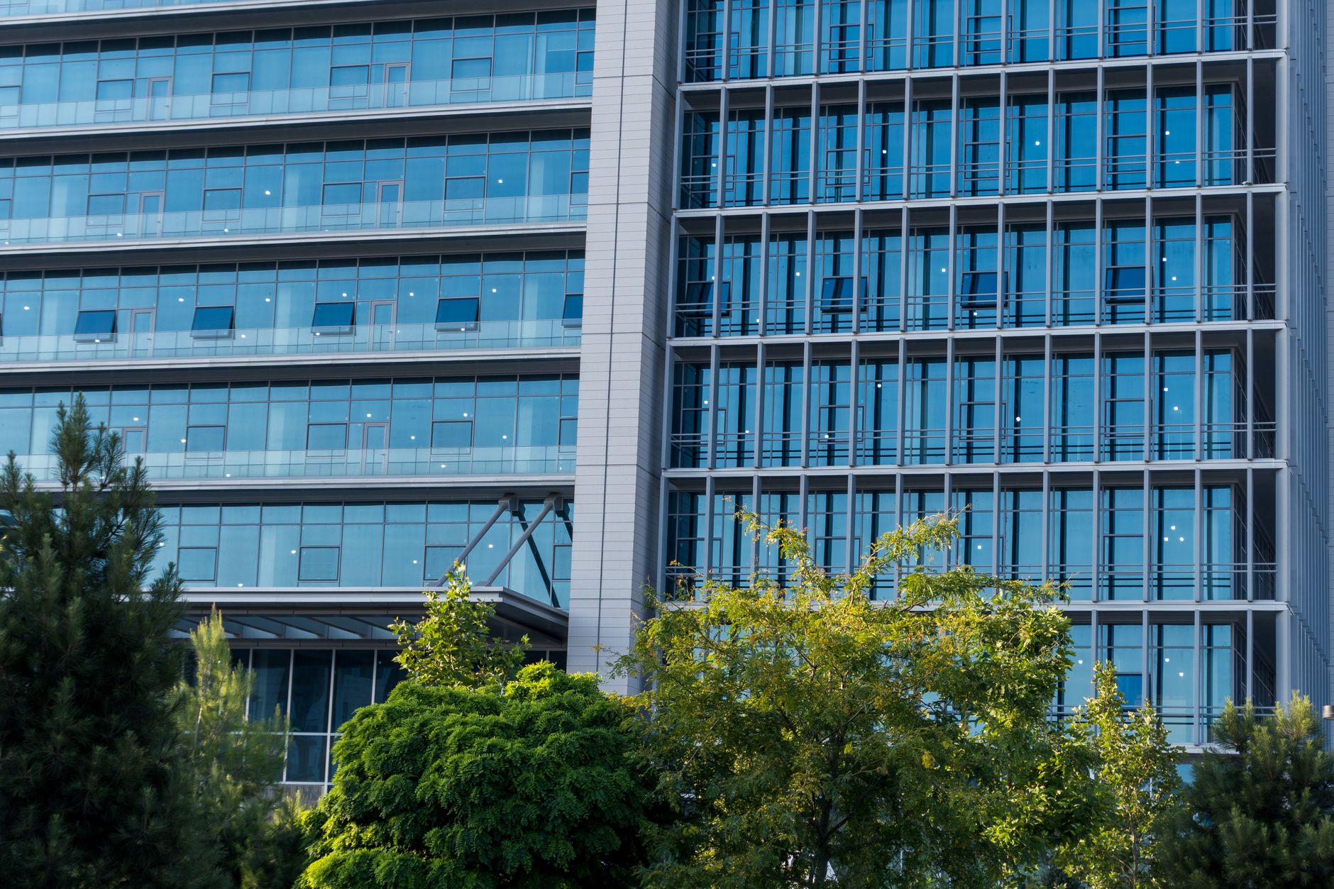 RE2020 en 2026 à quels — bâtiment moderne efficacité énergétique