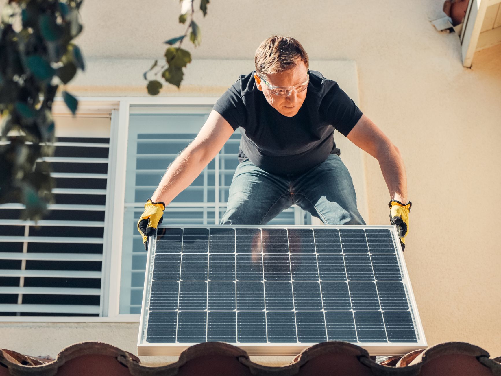 Panneau solaire 400 W quels — installation de panneau solaire sur toit