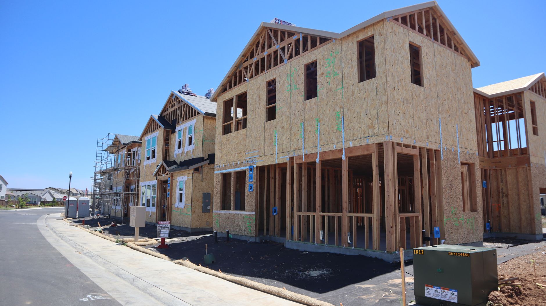 Prix au m² d’une maison neuve RE 2020 : les repères utiles — chantier de construction maison neuve
